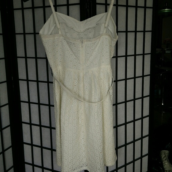 F21 White Crochet Dress with Skinny Belt - Picture 3 of 4